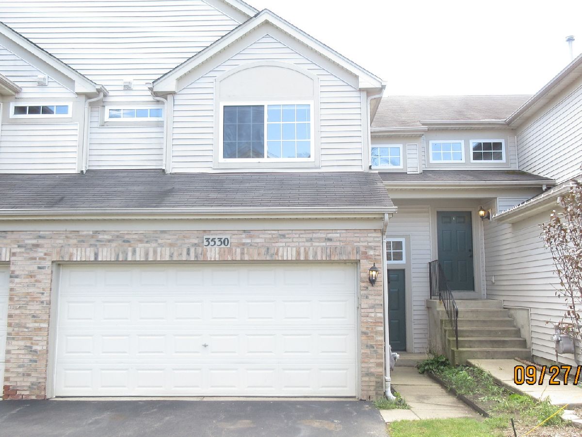 Townhomes Rented Shenandoah Townhomes Carpentersville Illinois, 3530 Blue Ridge