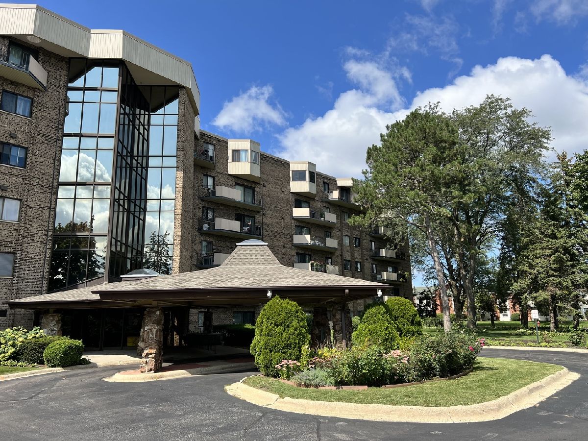 Condominiums Sold San Tropai Palatine Illinois, 1243 Baldwin