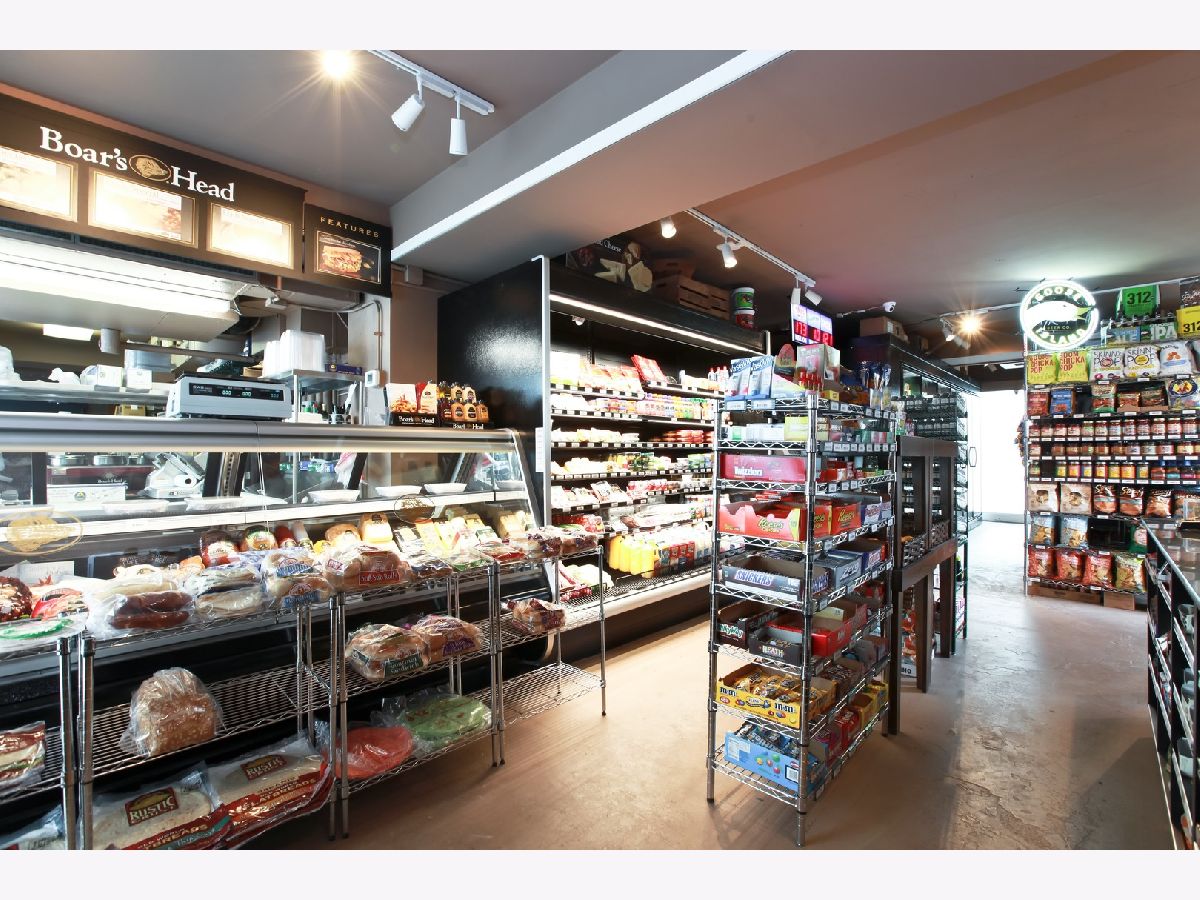 340 Diversey Parkway, Chicago, Illinois 60657 MLS 11630339 WinterCohen