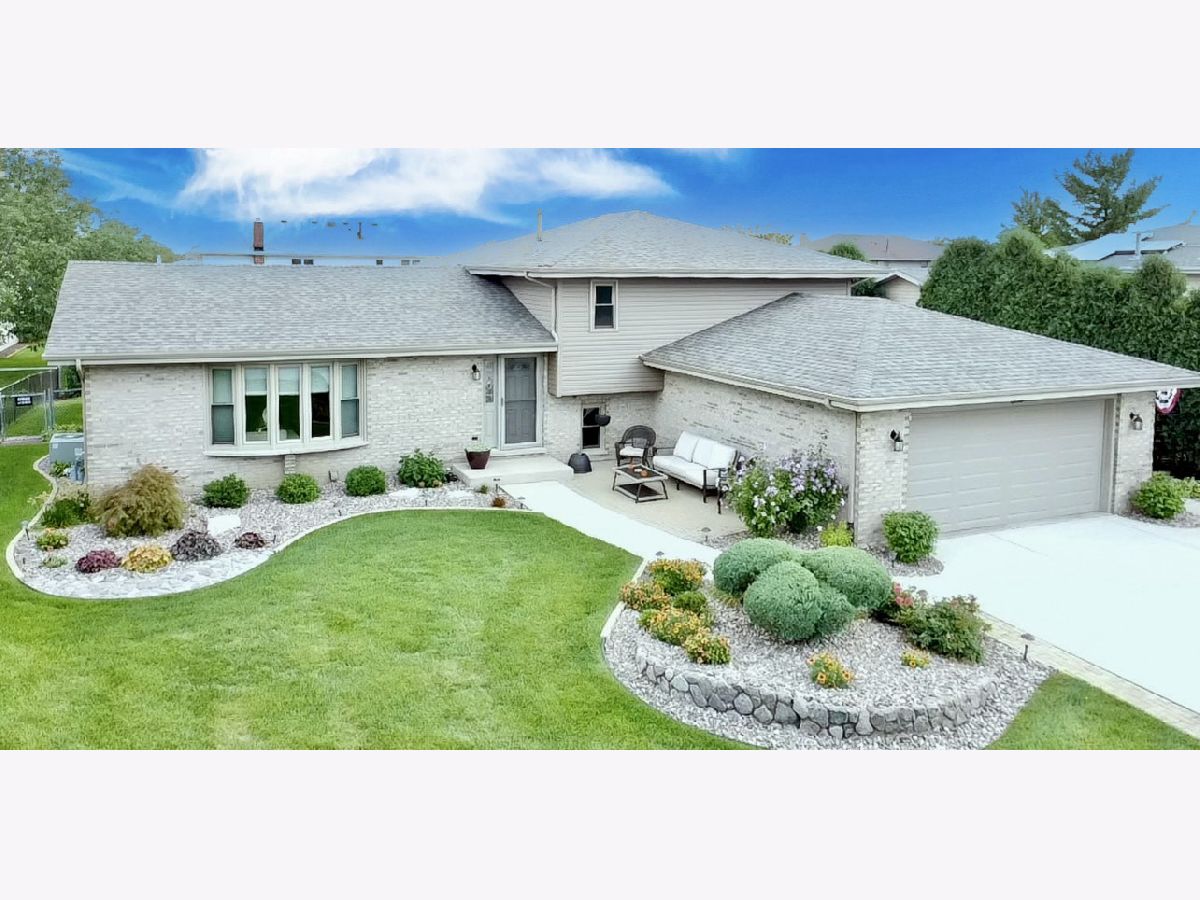 Homes & Townhomes & Condos Sold Meadow Park Tinley Park Illinois, 8113 161st