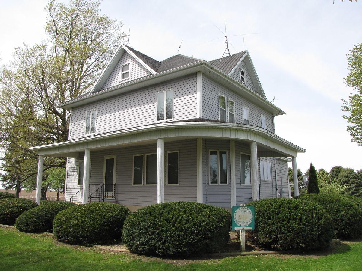  Rented Malta Illinois, 24637 Esmond
