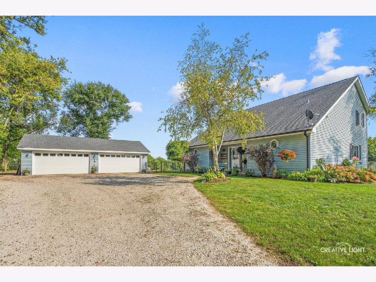 Homes Sold Coral Woods Marengo Illinois, 8210 Hill