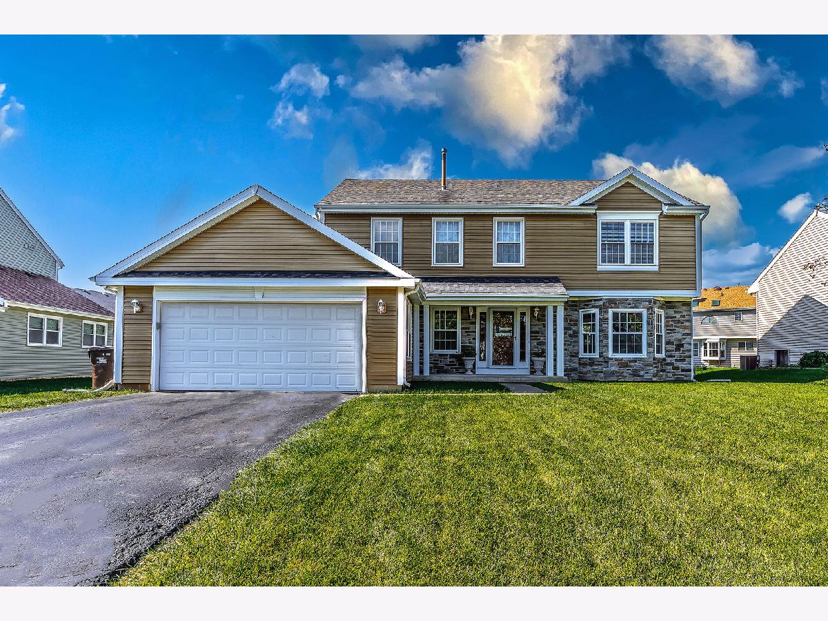 Homes Sold Bentwood Estates Crystal Lake Illinois, 536 Monarch