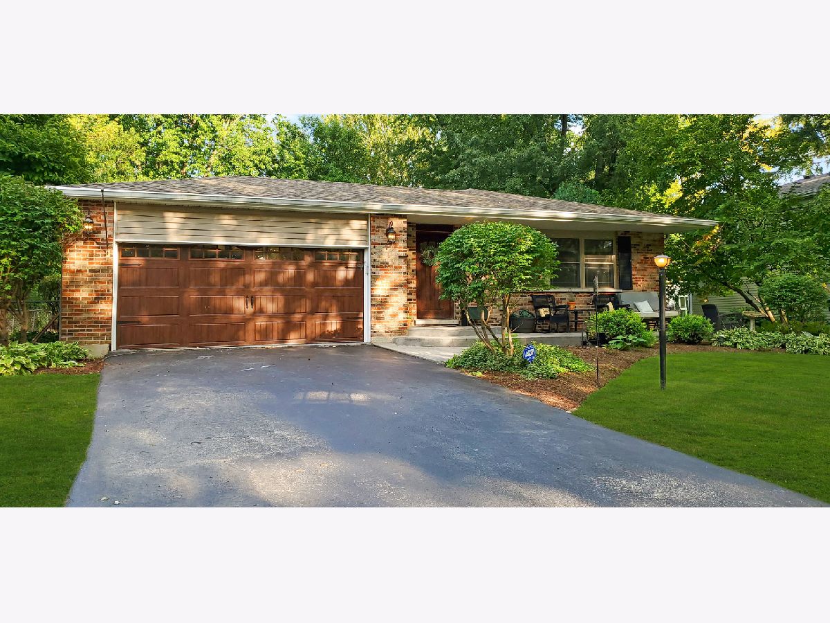 Homes & Condos & Townhomes Rented Longwood Naperville Illinois, 5S373 Stewart