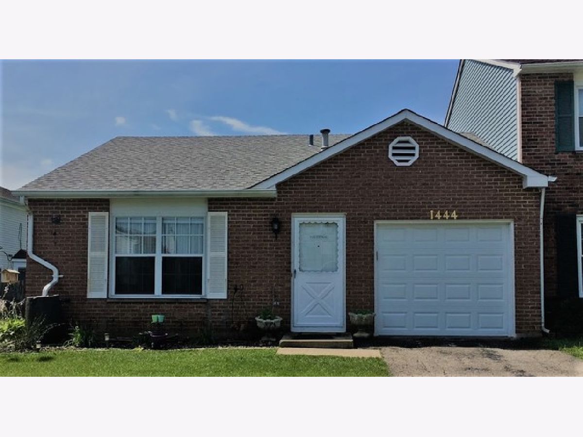 Townhomes & Homes Rented Spring Valley Carol Stream Illinois, 1444 Harvard