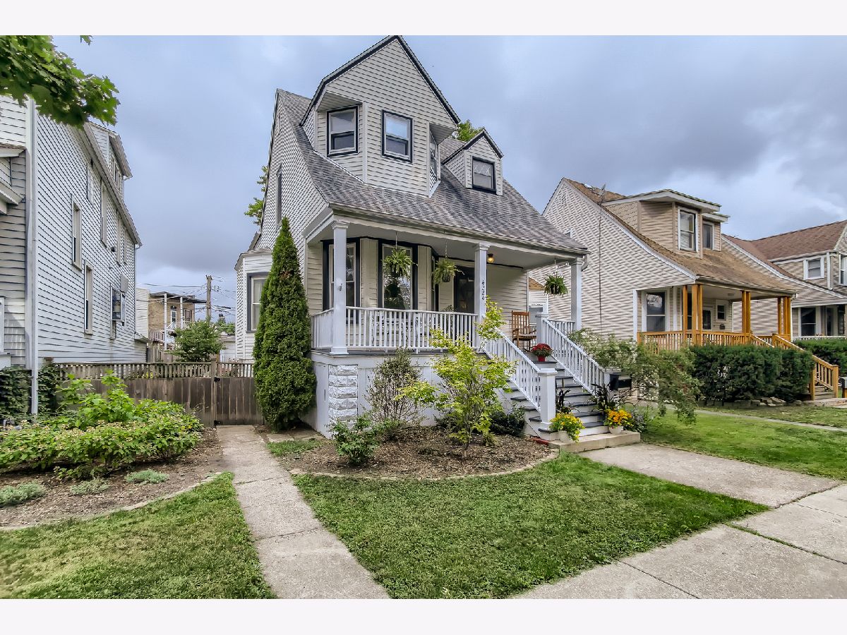 Homes Sold Westwalker Chicago Illinois, 4224 Avers