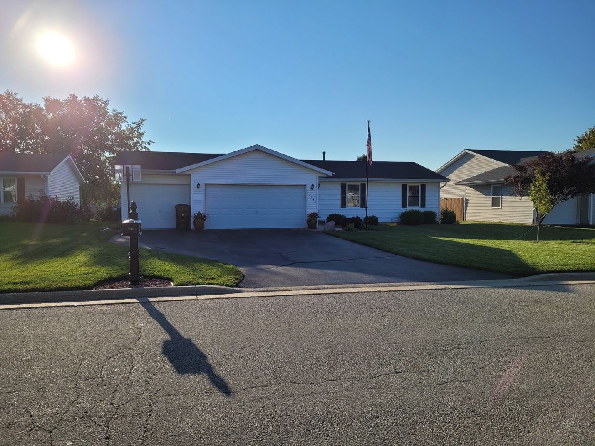 Homes Sold Winfield South Beloit Illinois, 14142 Hanna