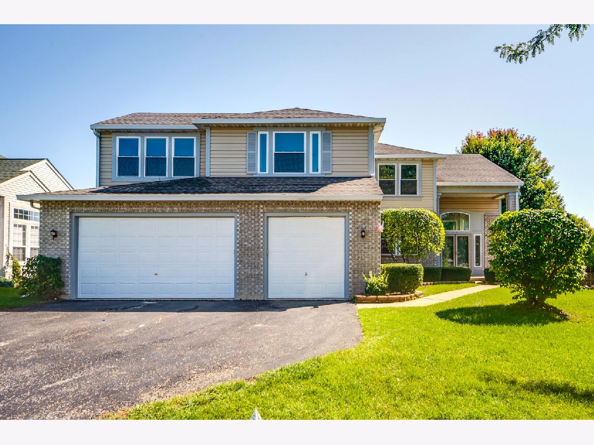 Homes Sold Longmeadow Estates Mundelein Illinois, 1111 Westfield