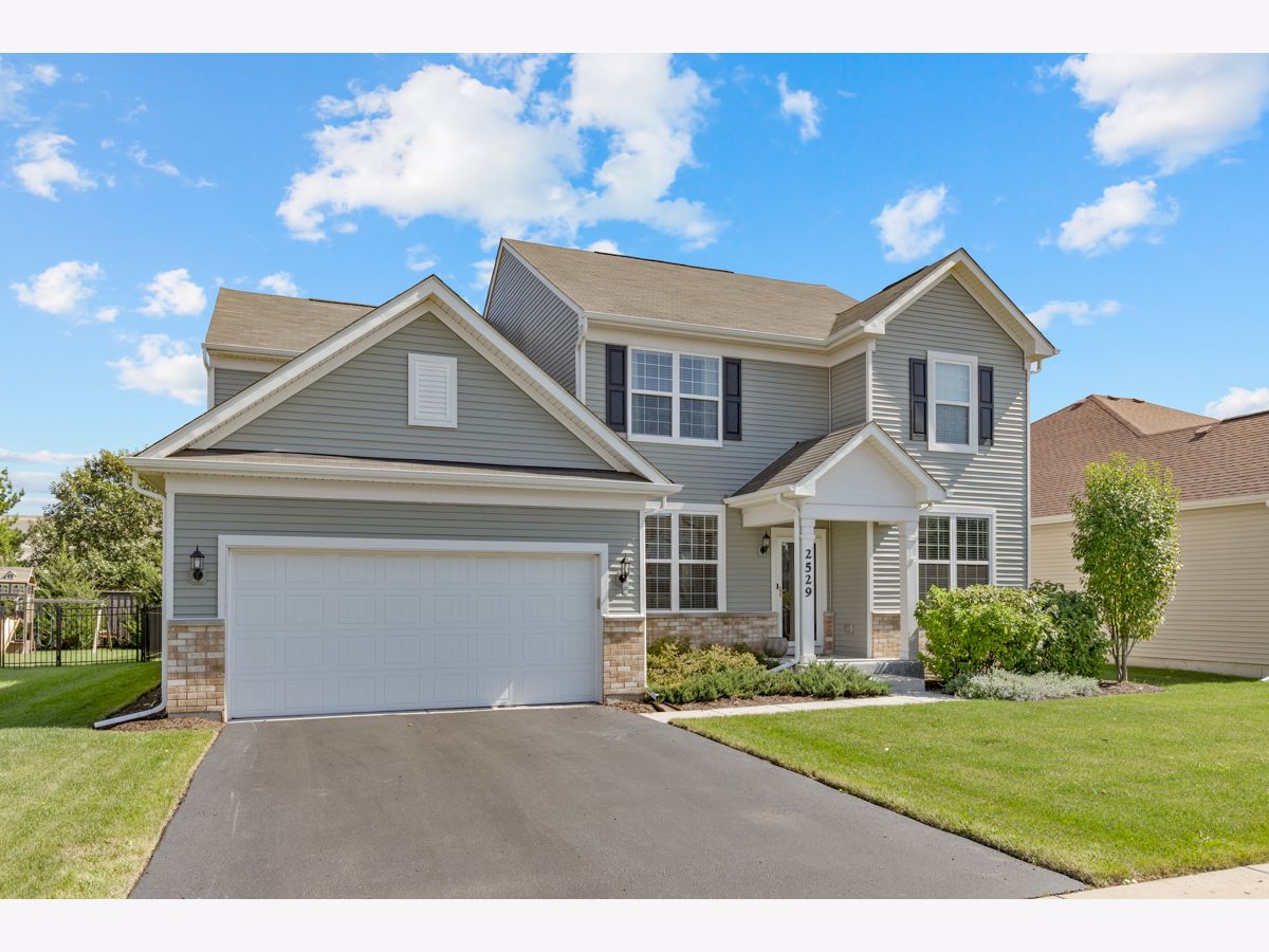 Homes Sold Lincoln Square Geneva Illinois, 2529 Camden