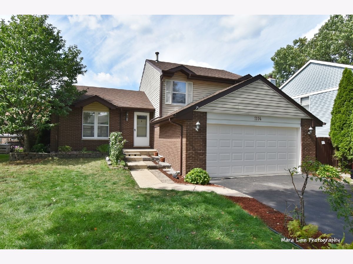 Homes Sold Sycamore Run Westmont Illinois, 1114 Buttonwood