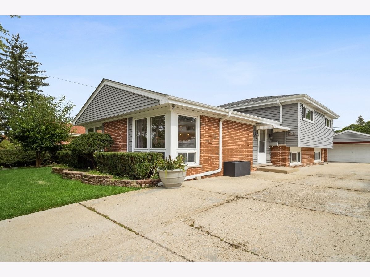 Homes Sold Mortonaire Morton Grove Illinois, 9423 Ozanam