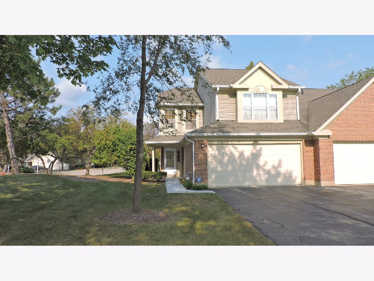 Condos & Townhomes Rented Town Place Schaumburg Illinois, 140 White Branch