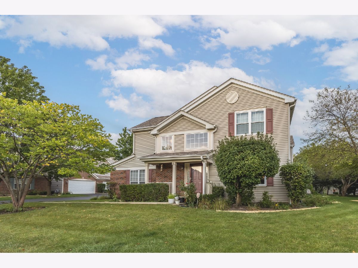 Townhomes & Homes Sold The Highlands Streamwood Illinois, 30 Stonegate