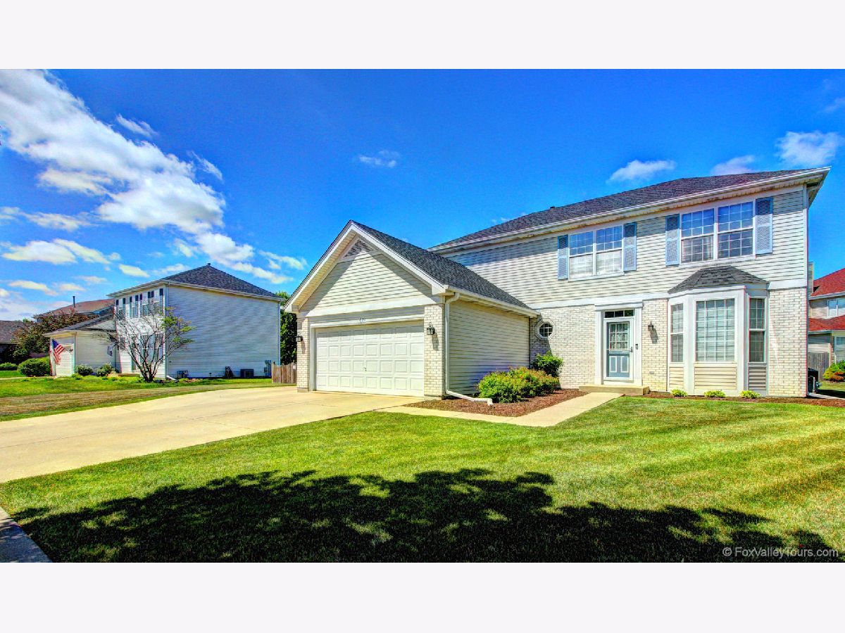 Homes Sold Kensington Lakes Aurora Illinois, 1621 Hampton