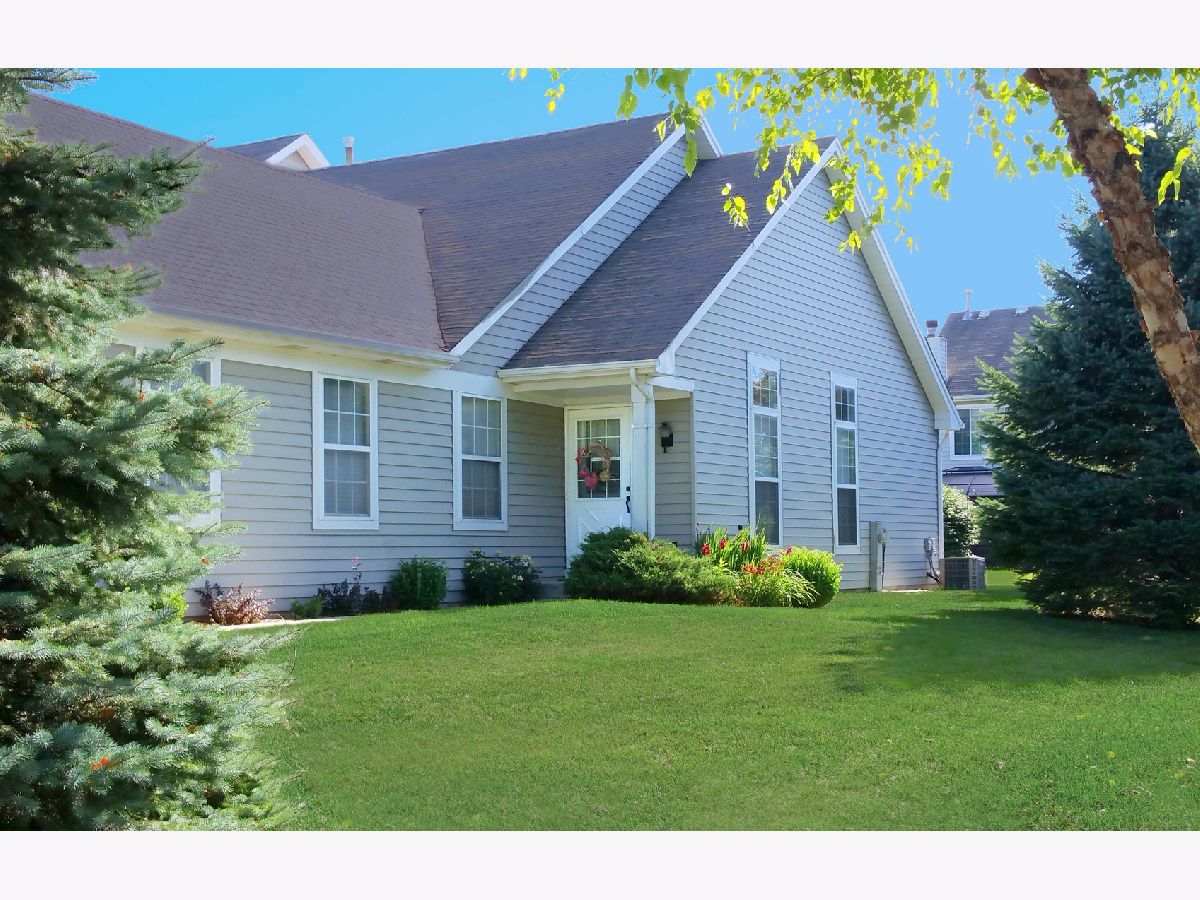 Homes & Condos & Townhomes Sold Lakeview Estates West Oswego Illinois, 552 Northgate