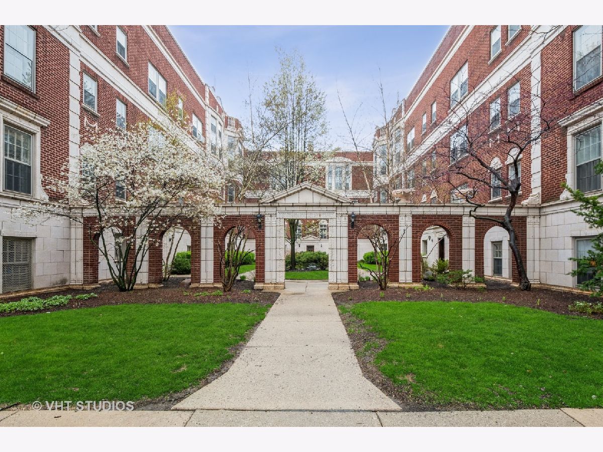 Condominiums Sold Lake Shore Condominiums Evanston Illinois, 498 Sheridan