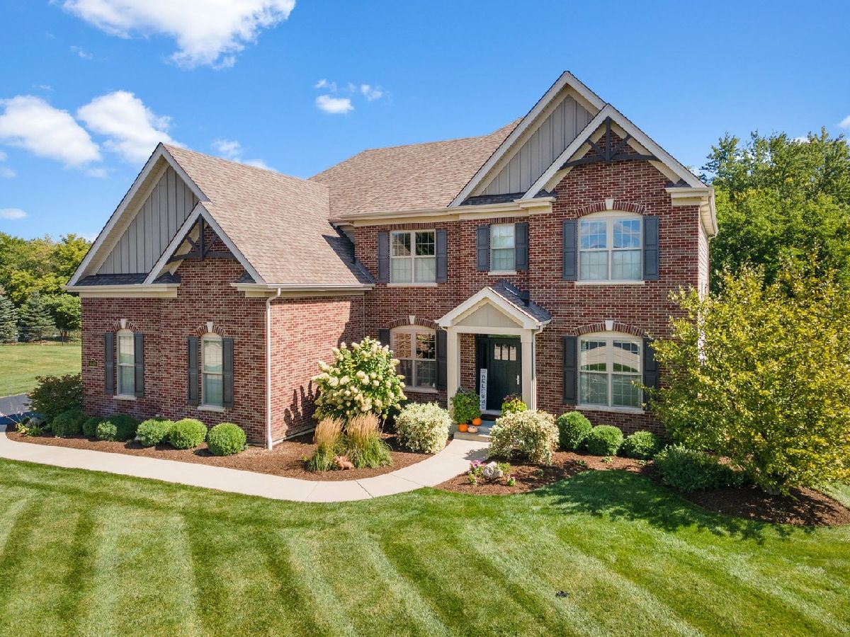 Homes Sold Reserve Of St. Charles St Charles Illinois, 4520 Foxgrove