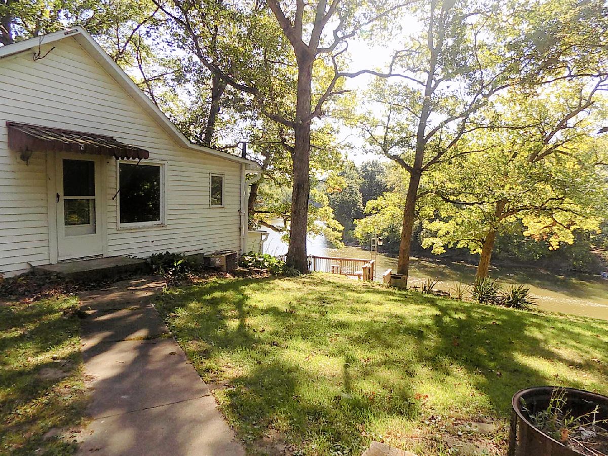  Sold Manville Illinois, 6488-631 3000 North