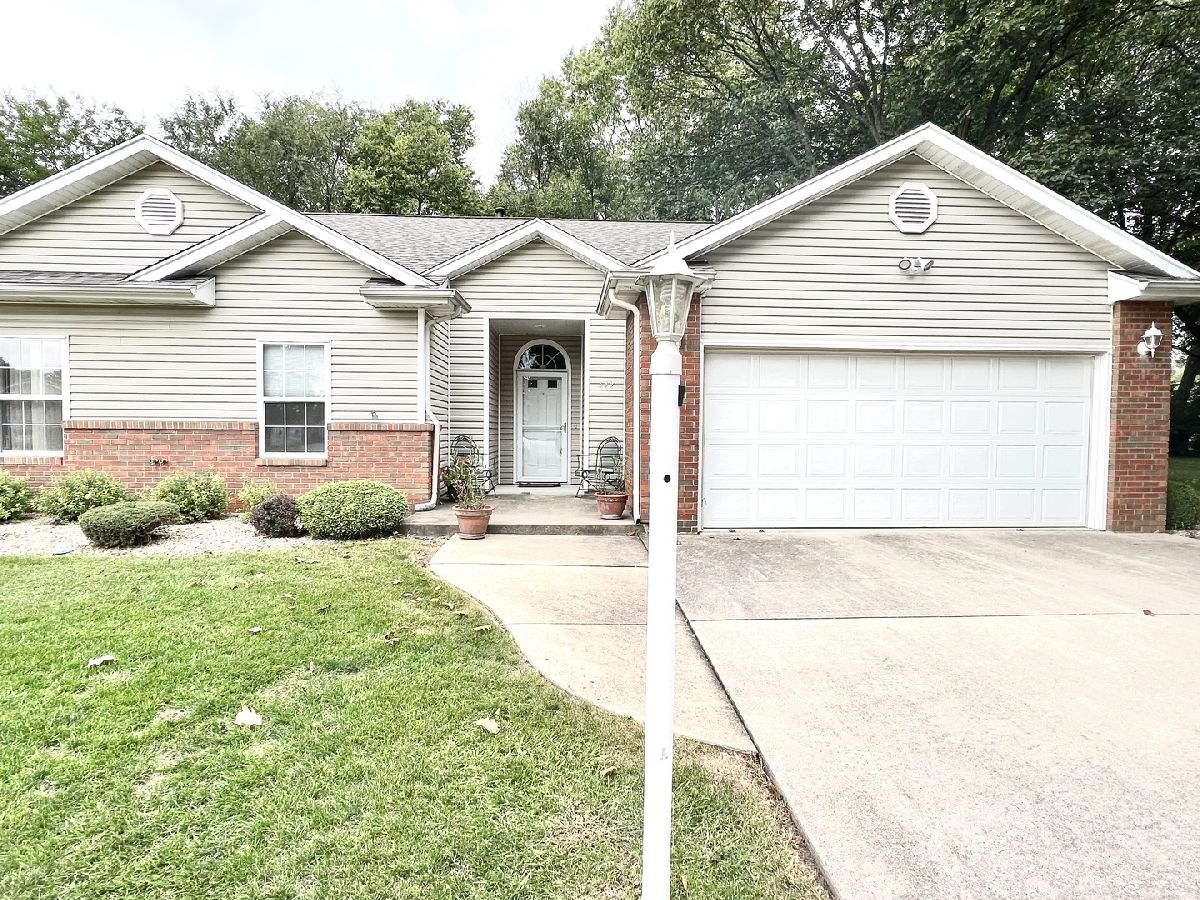 Condos & Townhomes Sold Twin Lakes Rantoul Illinois, 349 Gibbs