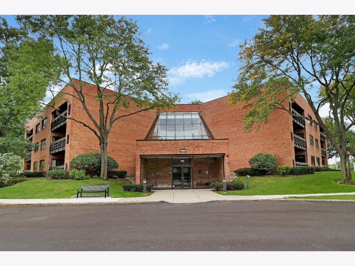 Condominiums Sold Shermer Square Northbrook Illinois, 1088 Shermer