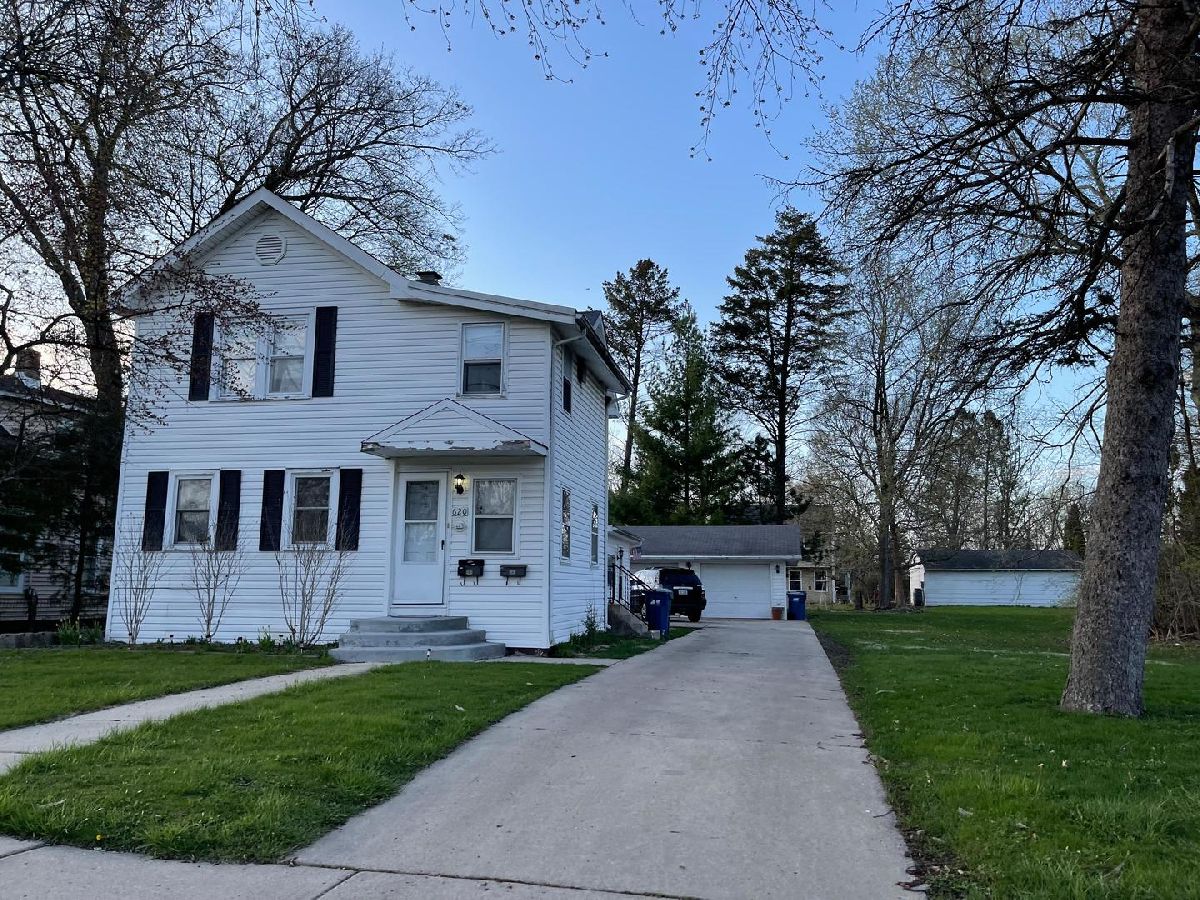 Homes & Townhomes Sold Dundee Highlands West Dundee Illinois, 620 Kane