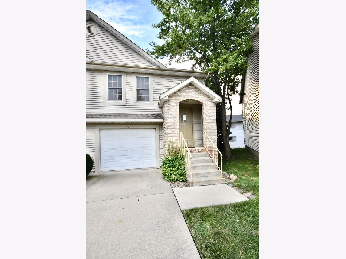 Homes & Condos & Townhomes Rented Park Place Normal Illinois, 421 Park Creek