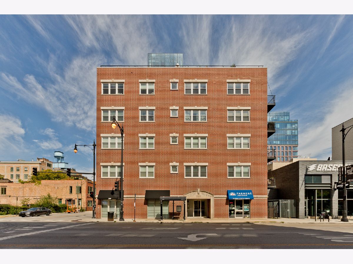 Condominiums Rented West Loop Condominiums Chicago Illinois, 948 Madison