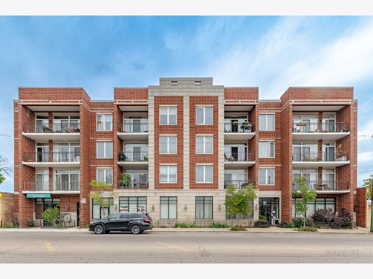 Homes & Condominiums Rented Schorsch Village Chicago Illinois, 6444 Belmont