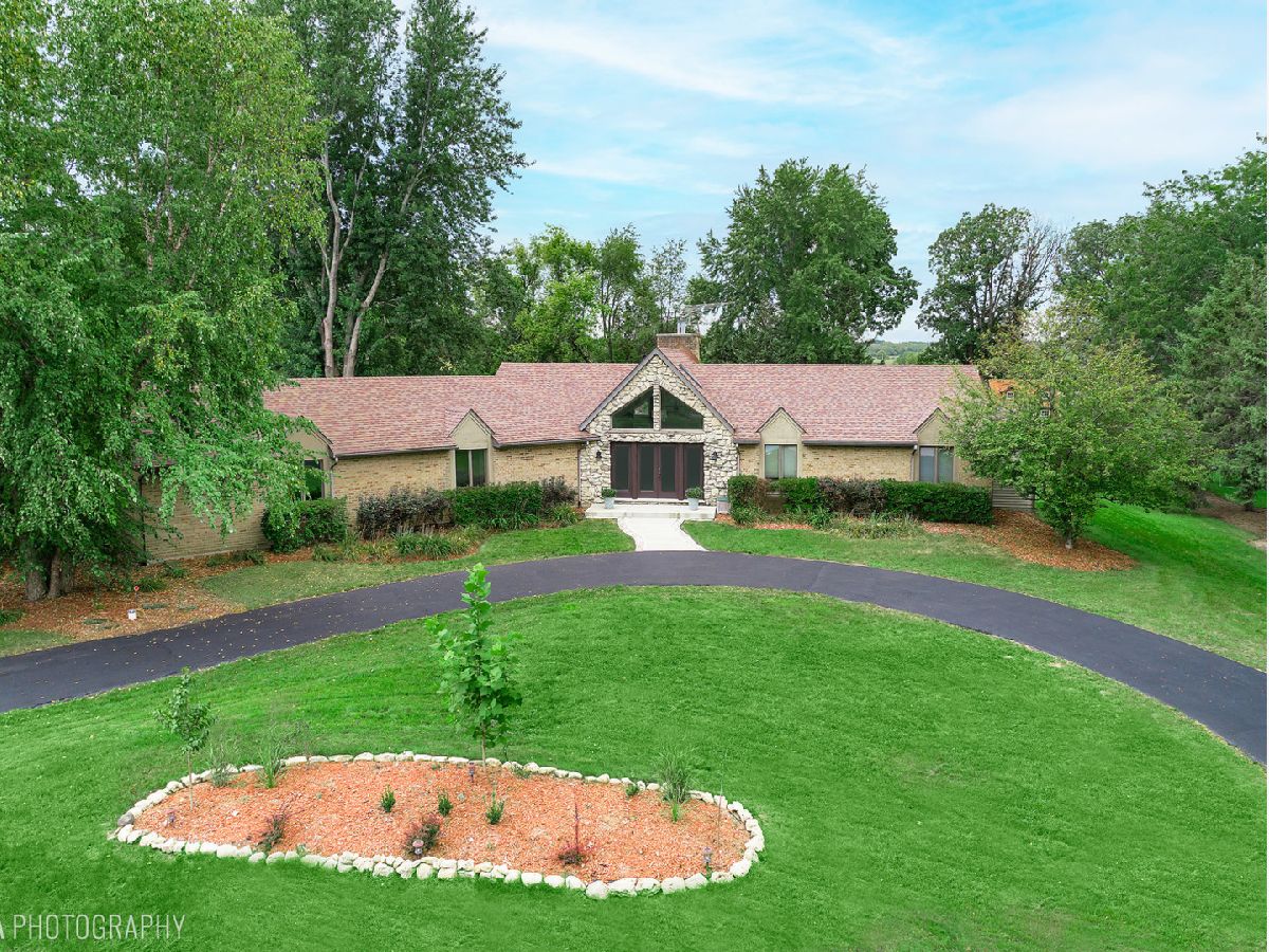 Homes Sold Binnie Hills West Dundee Illinois, 17N640 Hidden Hills
