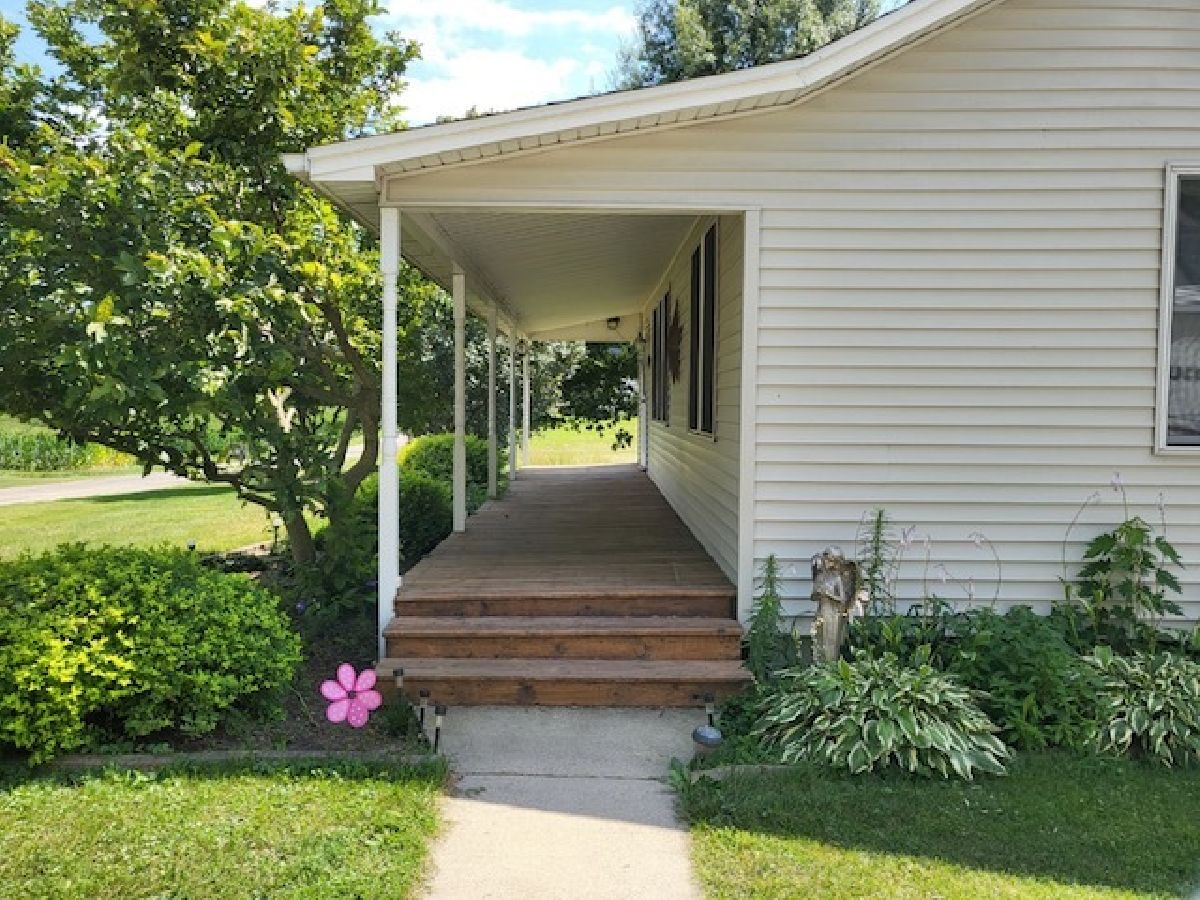  Sold Neponset Illinois, 211 Harlan