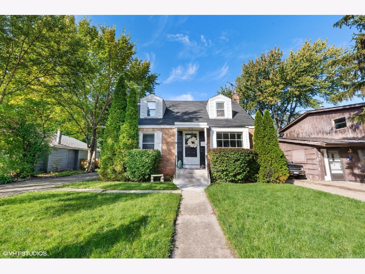 Homes Sold Western Slope Mundelein Illinois, 158 Emerald