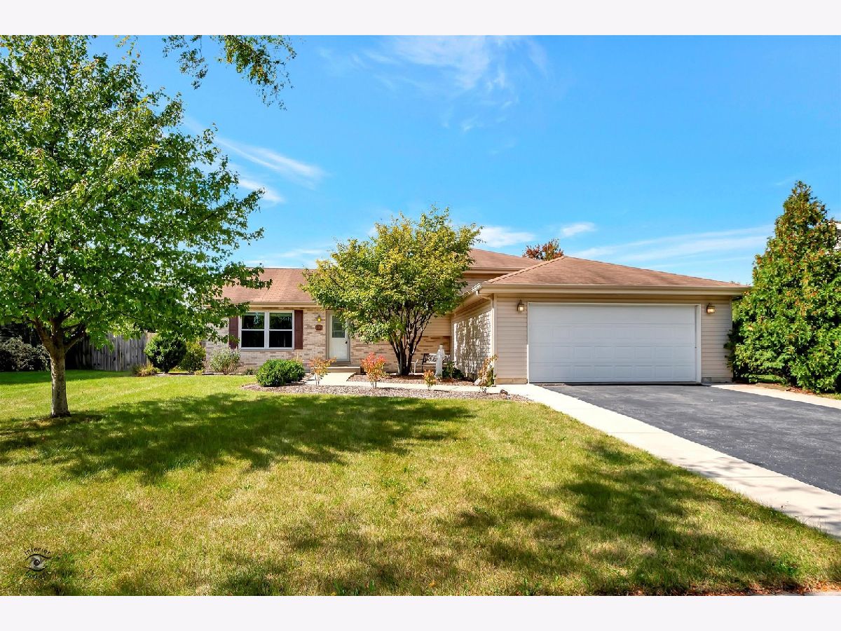 Homes & Condos & Townhomes Sold Meadowbrook Elwood Illinois, 891 Laurel