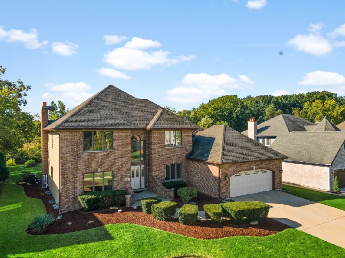 Homes Sold Williamsburg Hills Bartlett Illinois, 521 Ford