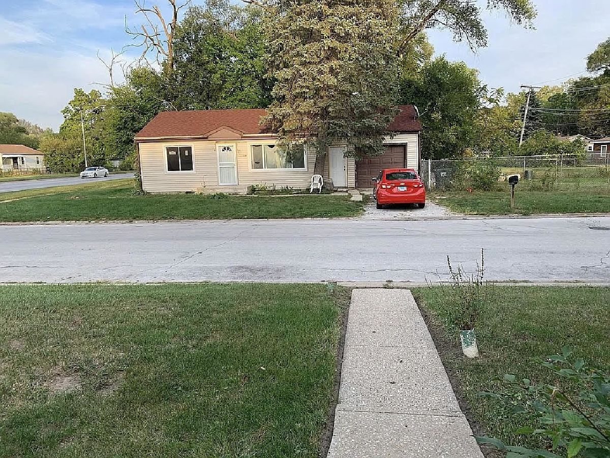  For Sale Robbins Illinois, 13501 Lawndale Avenue