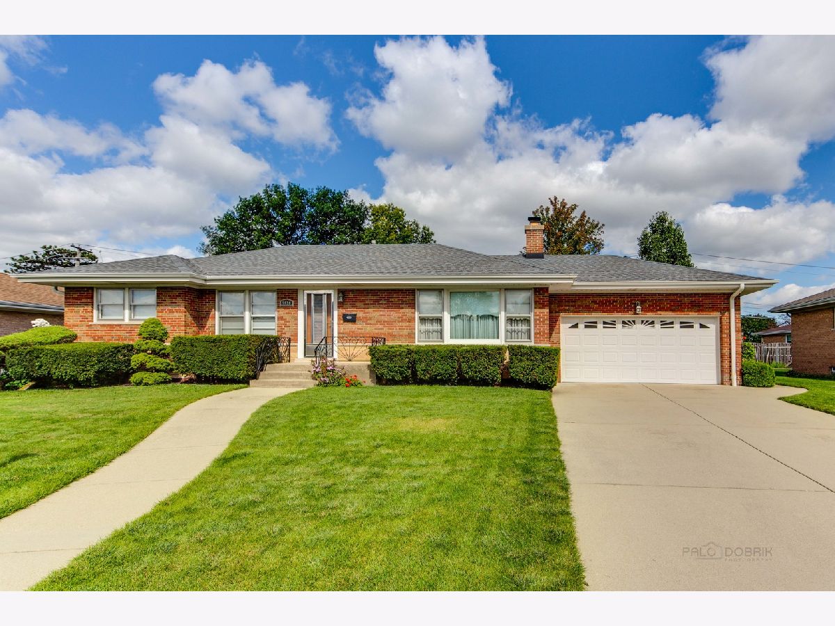  Sold Norwood Park Township Illinois, 7936 Balmoral