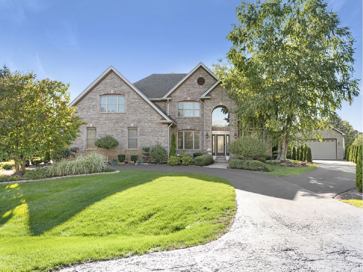 Homes Sold Williamsburg Green Elgin Illinois, 10N746 Oxford