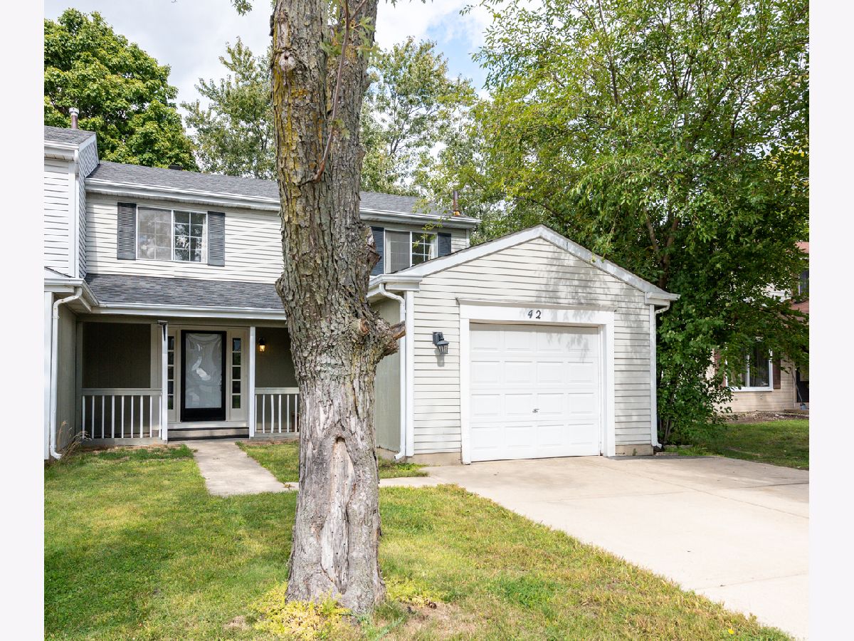 Homes & Townhomes Rented Westlake Glendale Heights Illinois, 42 Stonefield