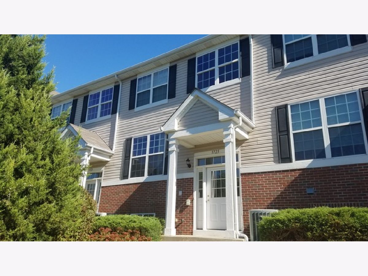 Townhomes Rented Mill Crossing At Grande Reserve Yorkville Illinois, 3725 Bailey
