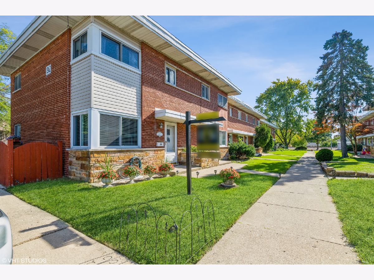 Homes & Townhomes Sold Cumberland Terrace Des Plaines Illinois, 180 Northwest