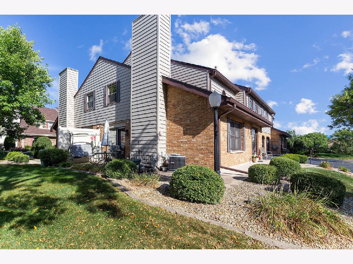 15741 Chesterfield Lane, Orland Park, Illinois 60462 MLS 11641988