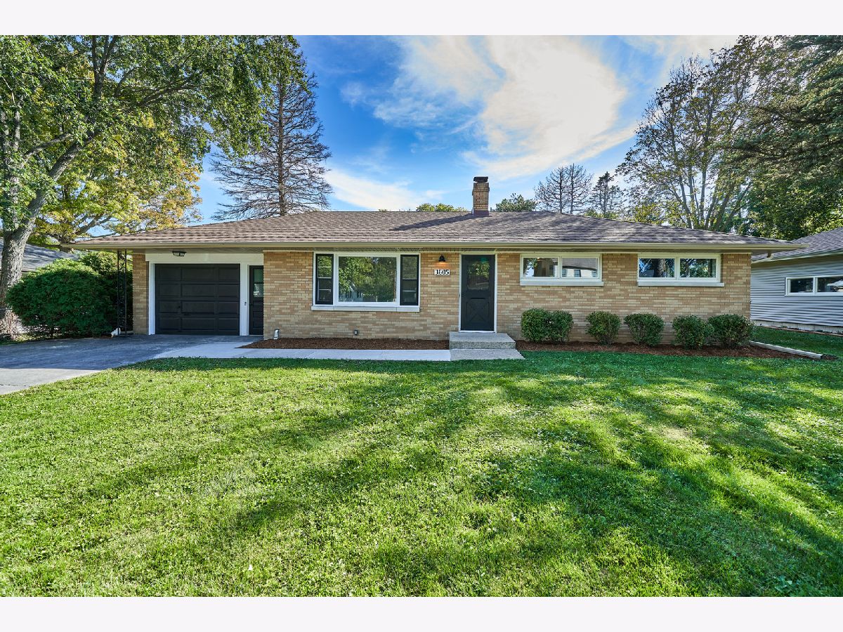 Homes Sold Edgebrook Heights Mchenry Illinois, 3605 Anne