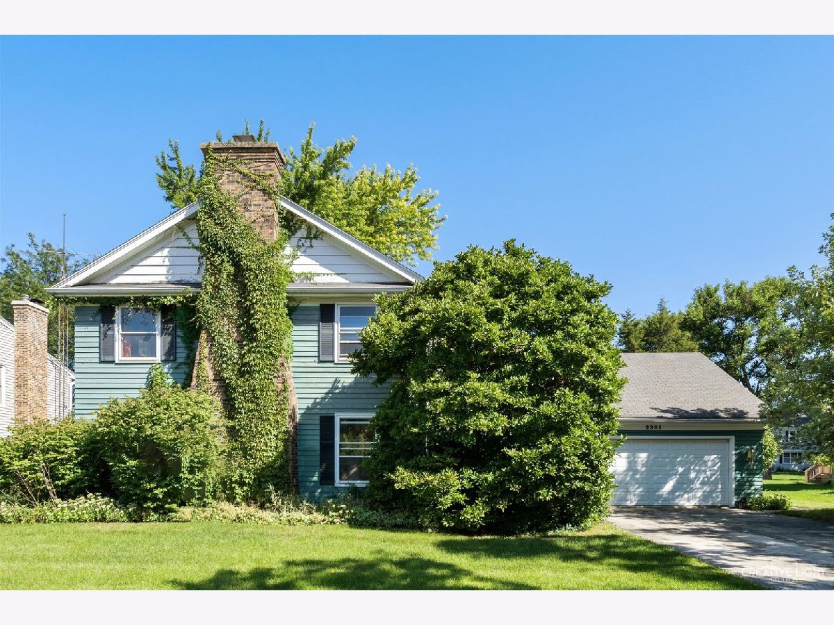 Homes Sold Sans Souci Aurora Illinois, 2361 Taliesin