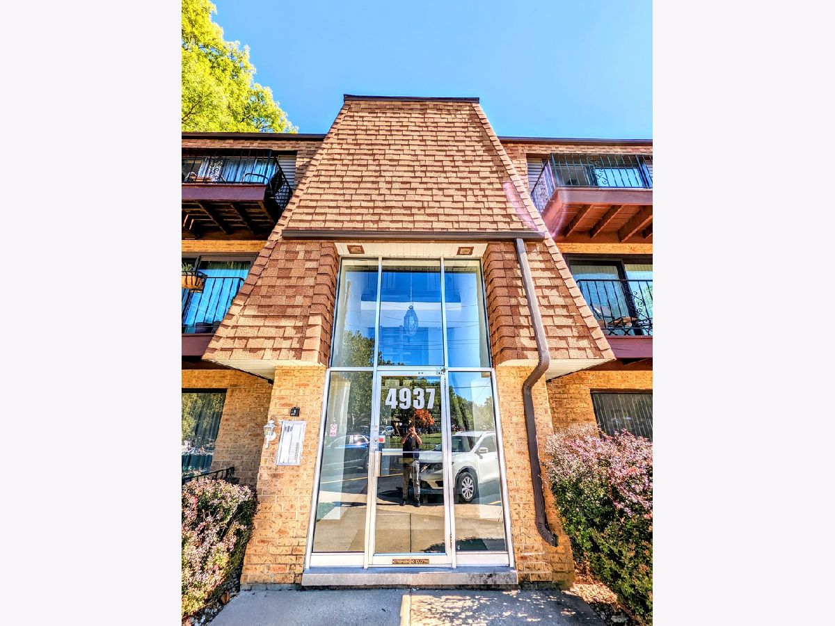 Condominiums Sold Cloister Oak Lawn Illinois, 4937 109th
