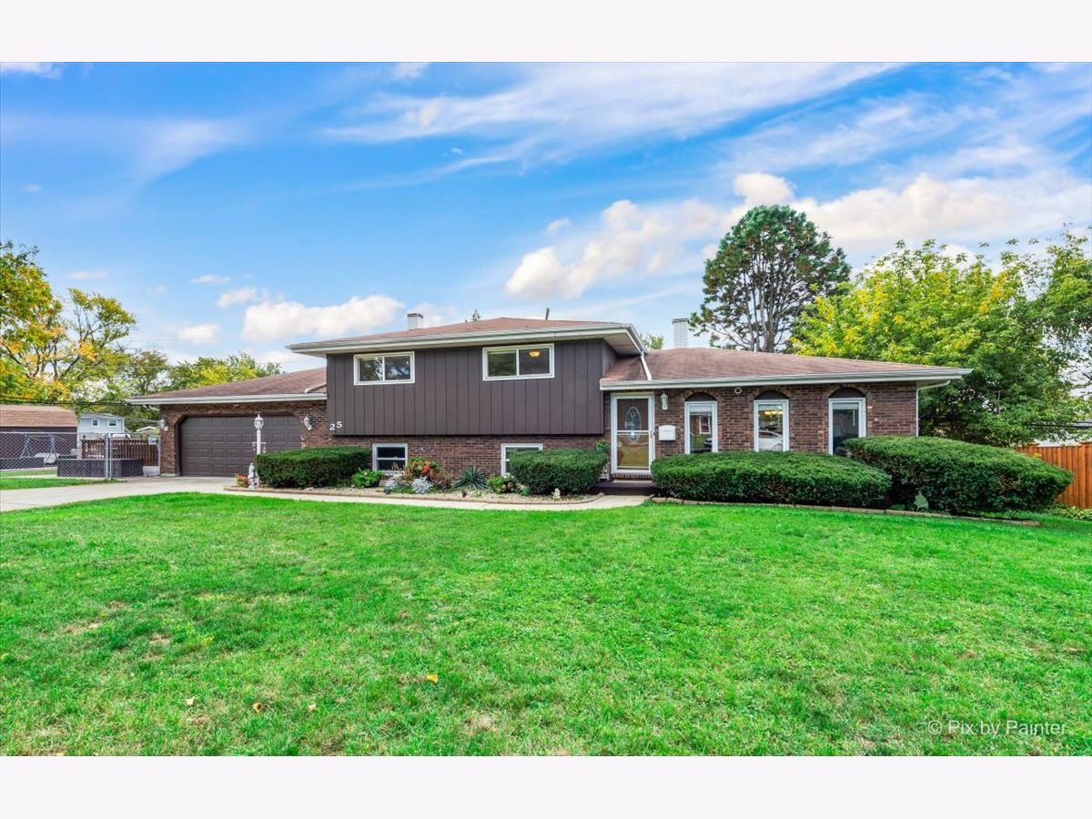 Condominiums & Homes Sold Park Manor Lombard Illinois, 25 Taylor