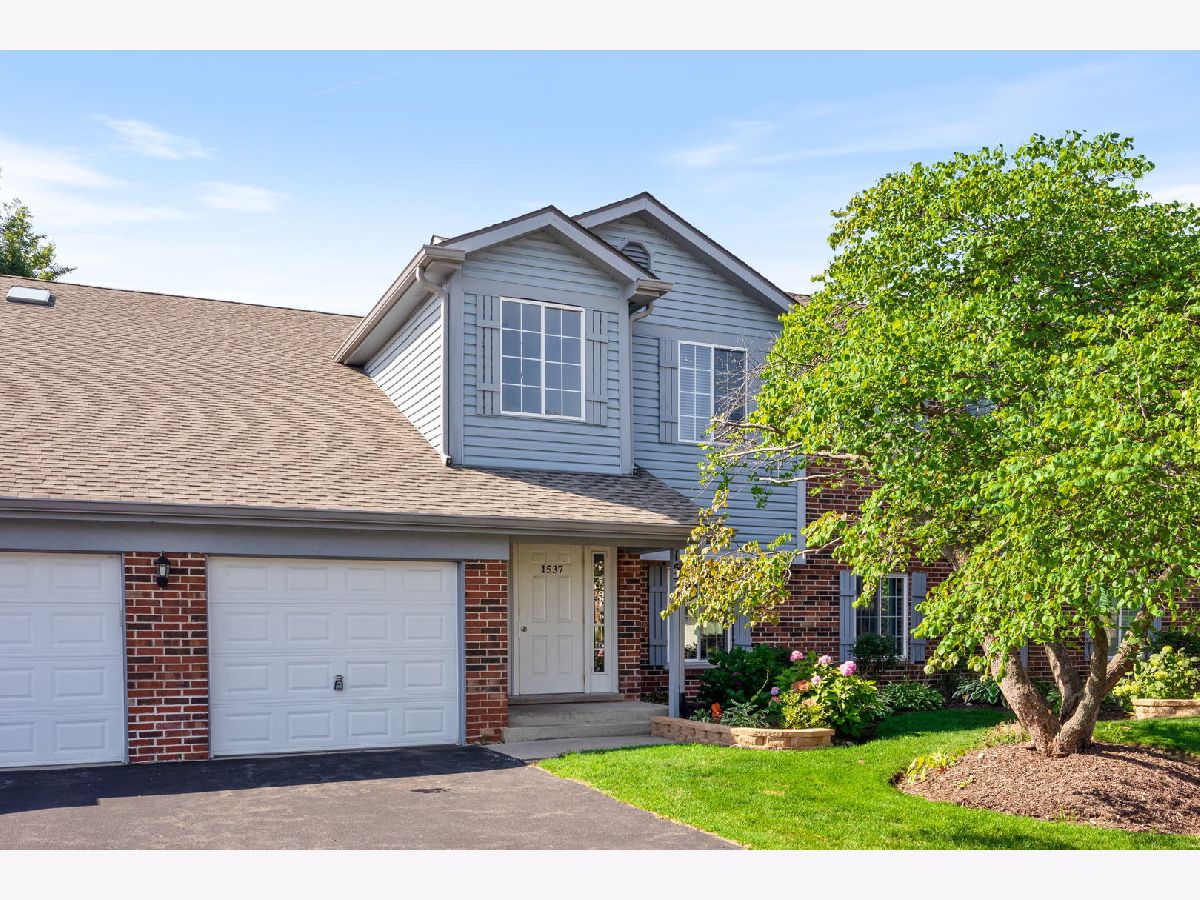 Condos & Townhomes Rented Glens Of Schaumburg Schaumburg Illinois, 1537 Commodore