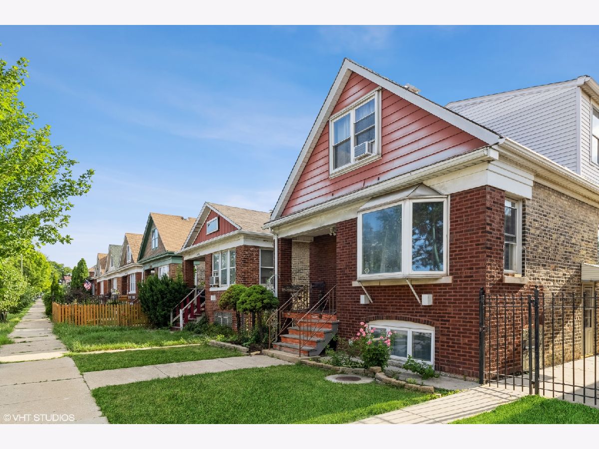 Homes & Condos & Townhomes Sold West Eldson Chicago Illinois, 5312 California