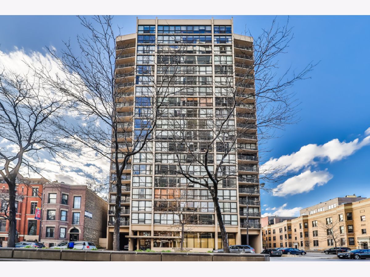 Condominiums Sold Lasalle Terrace Condominiums Chicago Illinois, 1540 Lasalle