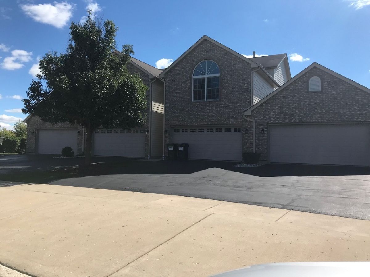 Townhomes & Condos & Homes Sold Trails Of Boone Creek Mchenry Illinois, 5829 Fieldstone