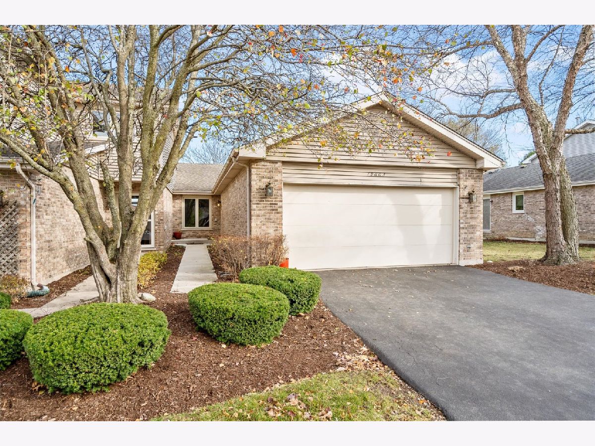 Townhomes Sold Oakbridge Mokena Illinois, 19603 Cambridge