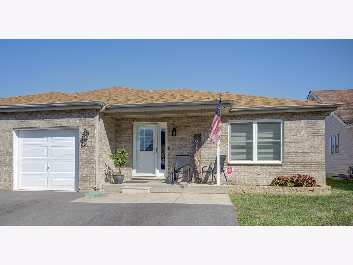 Condos & Townhomes & Homes Sold Old Plank Road Estates Joliet Illinois, 1305 Norley